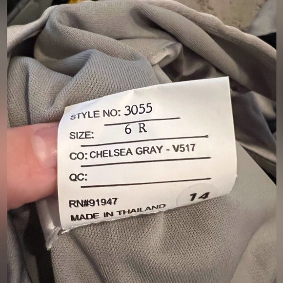 Dessy Collection Sleeveless Bodice Trumpet Gown - Picture 4 of 8